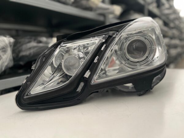 Reflektor MERCEDES BENZ KLASA E GEN W212