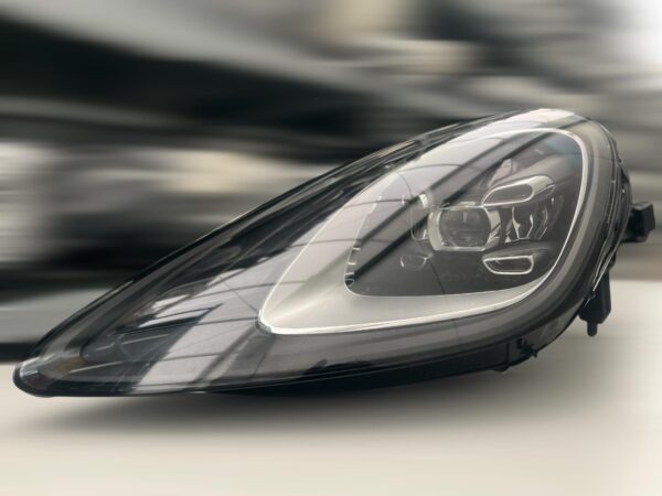 Reflektor PORSCHE CAYENNE GEN III